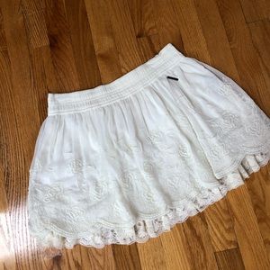 White flowered Abercrombie and Fitch skirt